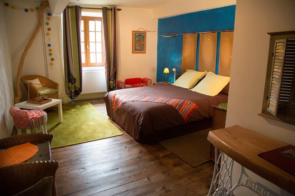 Le Refuge Des Chevaliers Bed & Breakfast Saint-Just-en-Chevalet